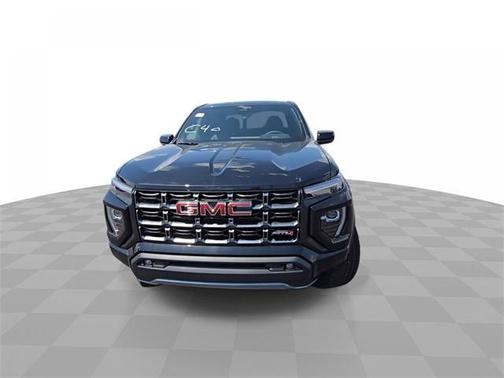 2025 GMC Canyon Base