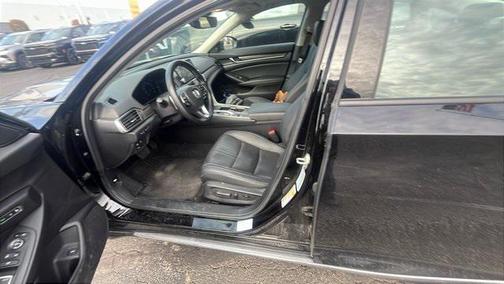 2019 Honda Accord Hybrid Touring