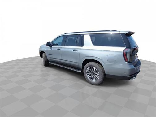 2025 Chevrolet Suburban 4WD Z71
