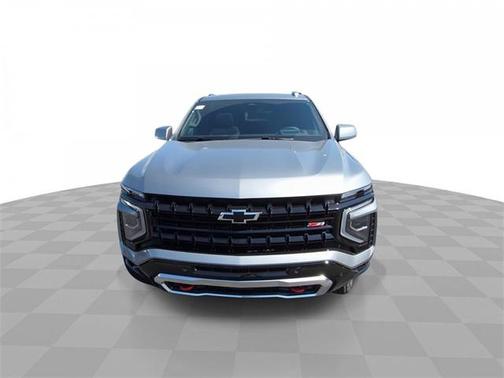 2025 Chevrolet Suburban 4WD Z71
