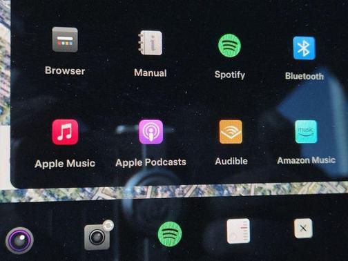 2022 Tesla Model S Plaid