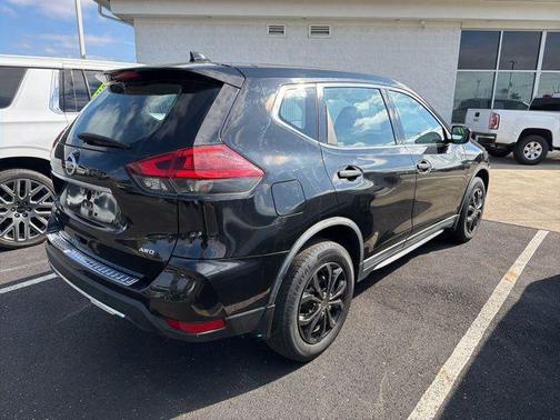 2018 Nissan Rogue S