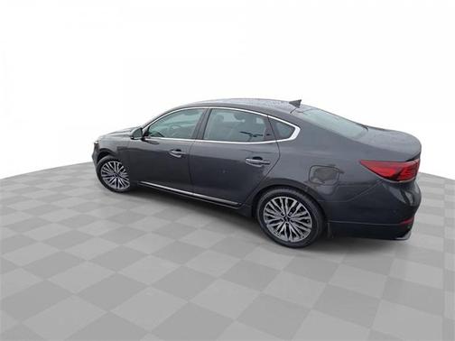 2020 Kia Cadenza Technology