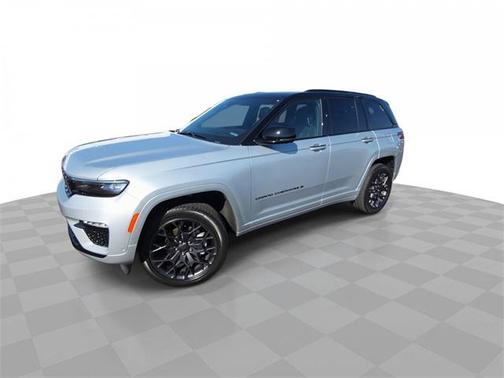 2025 Jeep Grand Cherokee Summit