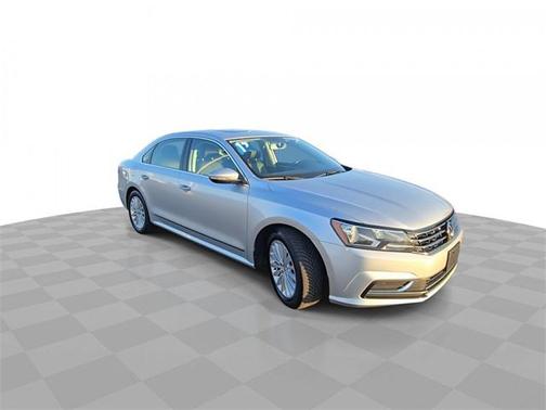 2017 Volkswagen Passat 1.8T SE