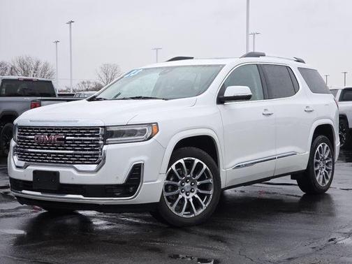 2023 GMC Acadia Denali
