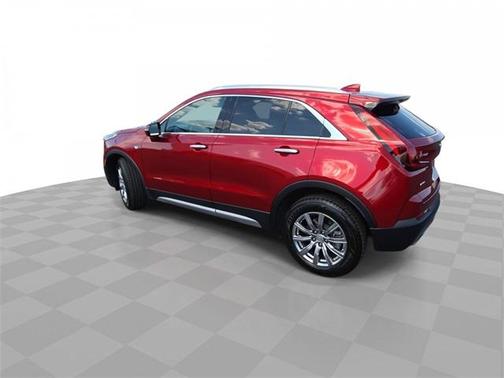 2022 Cadillac XT4 Premium Luxury