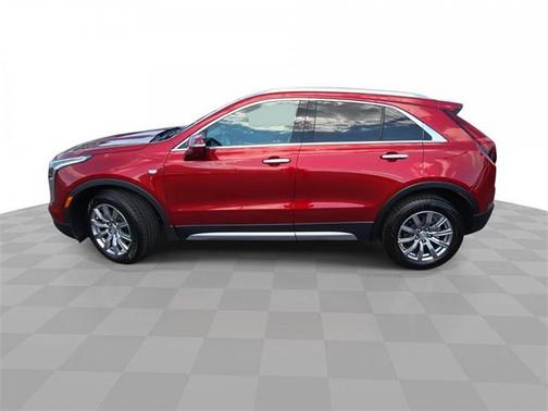 2022 Cadillac XT4 Premium Luxury