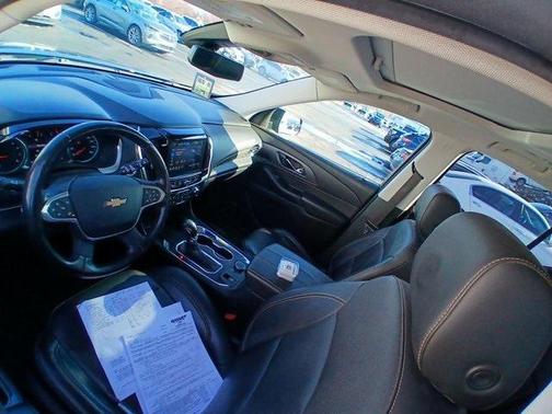 2021 Chevrolet Traverse Premier
