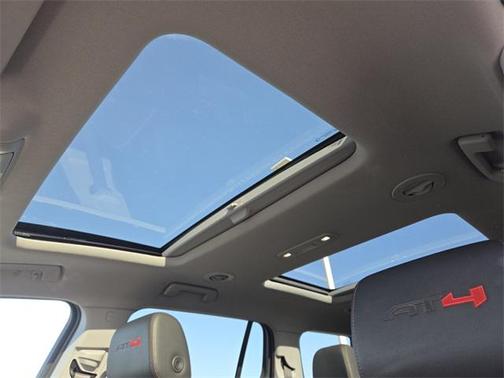 2023 GMC Acadia AWD AT4