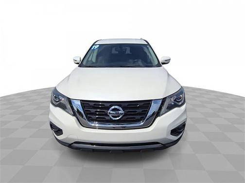2019 Nissan Pathfinder SV