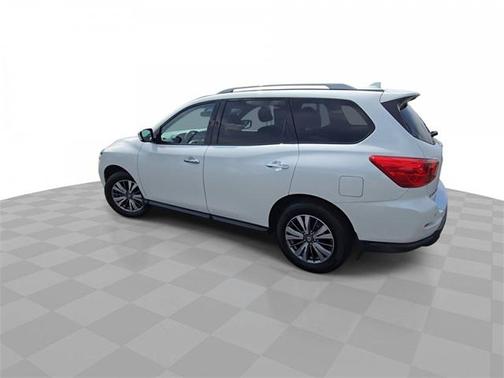 2019 Nissan Pathfinder SV