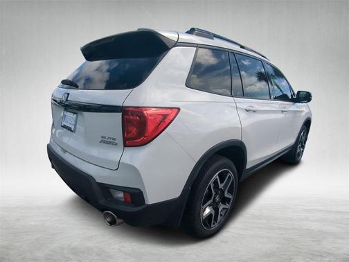 2023 Honda Passport Elite