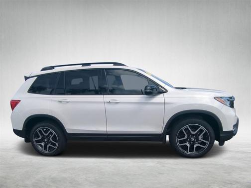 2023 Honda Passport Elite