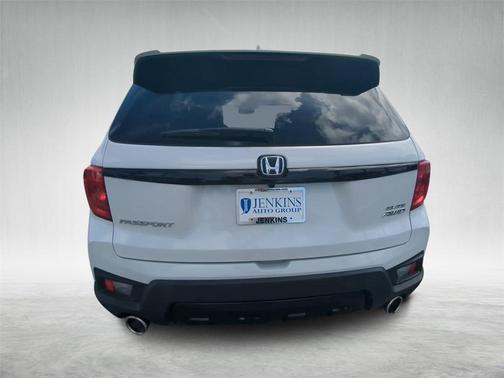 2023 Honda Passport Elite