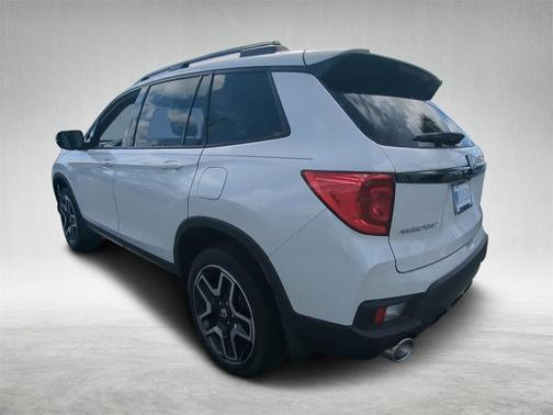 2023 Honda Passport Elite