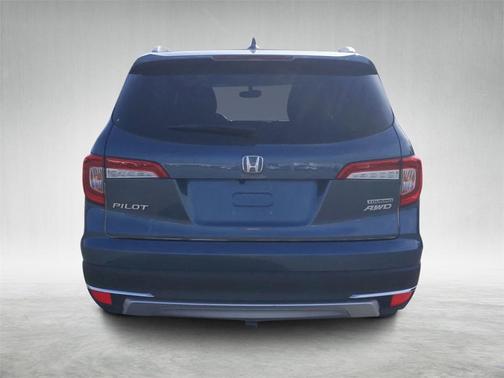 2020 Honda Pilot Touring 8-Passenger