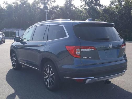 2020 Honda Pilot Touring 8-Passenger