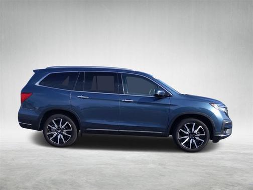2020 Honda Pilot Touring 8-Passenger