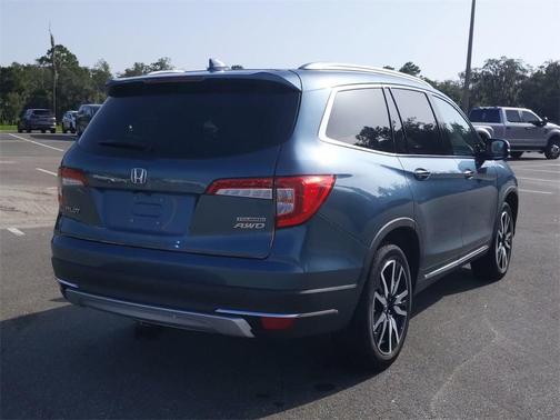 2020 Honda Pilot Touring 8-Passenger