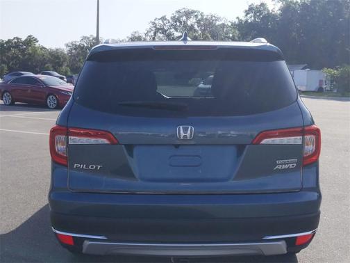 2020 Honda Pilot Touring 8-Passenger