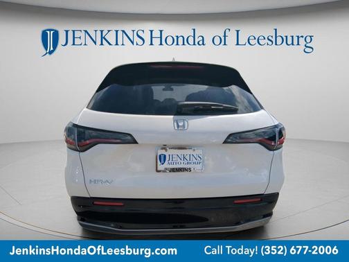 Platinum White Pearl 2026 Honda HR-V EX-L