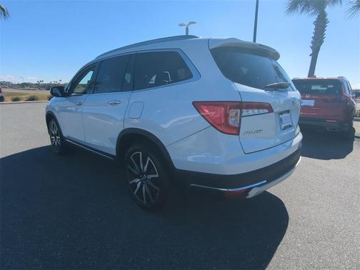 2020 Honda Pilot Touring 8-Passenger