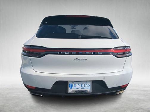 2021 Porsche Macan Base