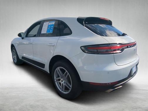 2021 Porsche Macan Base