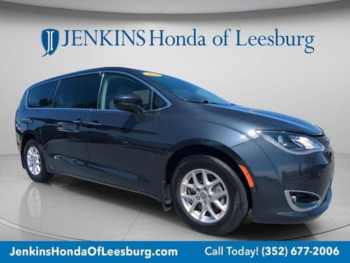 2020 Chrysler Pacifica Touring