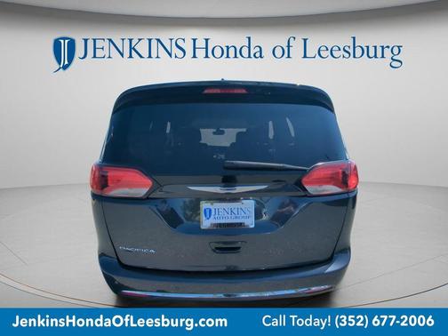 2020 Chrysler Pacifica Touring