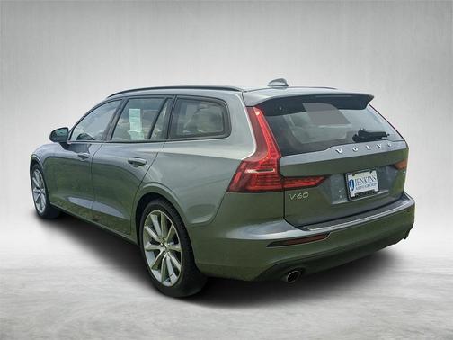 2020 Volvo V60 T5 Momentum