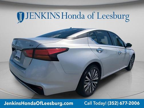 Brilliant Silver Metallic 2024 Nissan Altima 2.5 SV