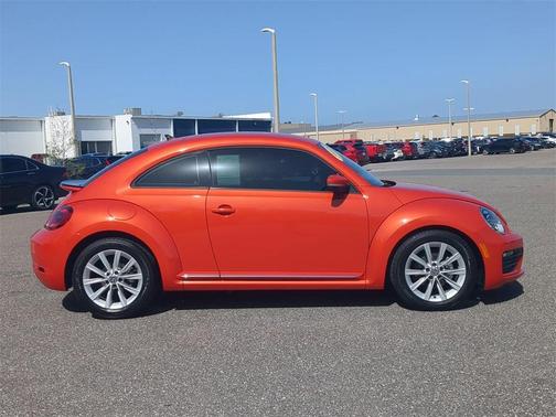 2018 Volkswagen Beetle 2.0T S