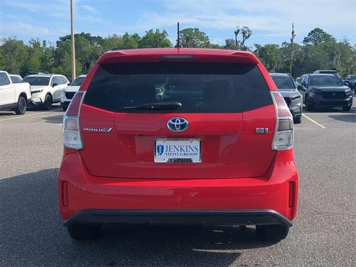 2016 Toyota Prius v