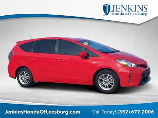 2016 Toyota Prius v Four