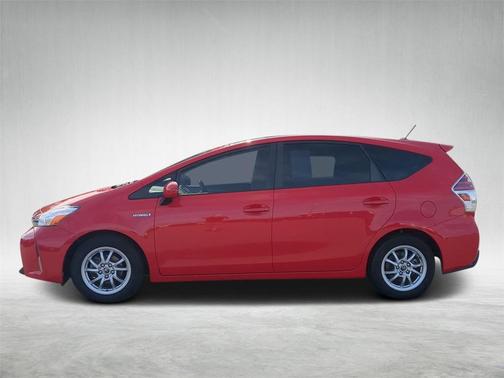 2016 Toyota Prius v Four