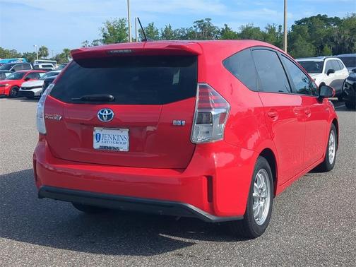 2016 Toyota Prius v