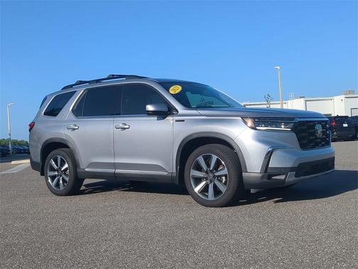 2023 Honda Pilot Touring