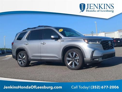 2023 Honda Pilot Touring