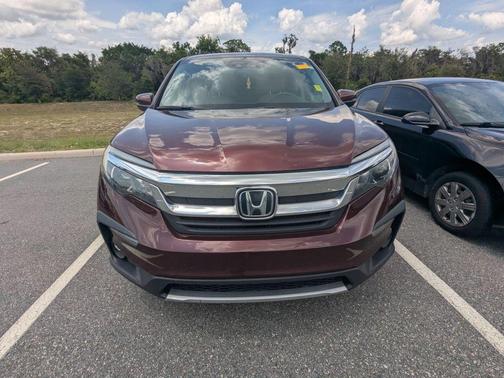Silver Metallic 2021 Honda Pilot EX
