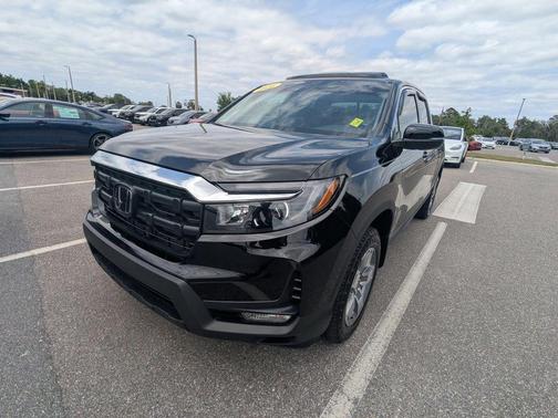 Crystal Black Pearl 2026 Honda Ridgeline RTL