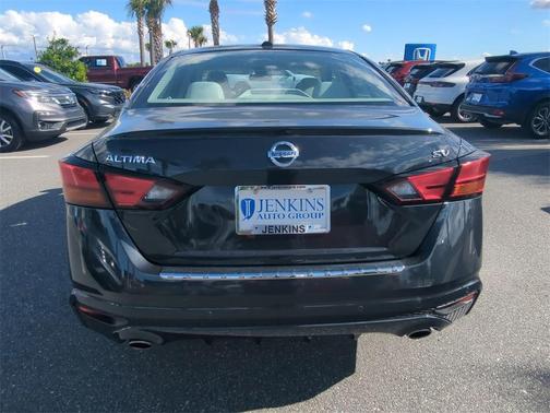 2021 Nissan Altima 2.5 SV