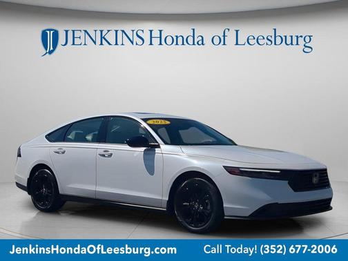 Platinum White 2025 Honda Accord SE