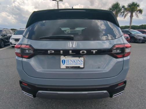 Sonic Gray Pearl 2026 Honda Pilot EX-L