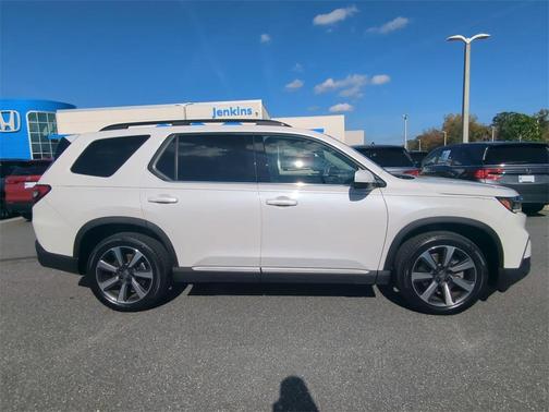 2023 Honda Pilot Elite