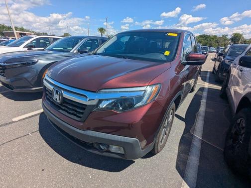 Deep Scarlet Pearl 2019 Honda Ridgeline RTL