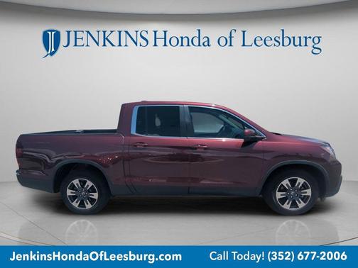 Deep Scarlet Pearl 2019 Honda Ridgeline RTL