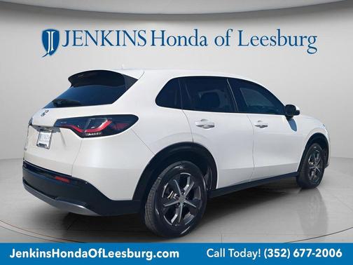 Platinum White Pearl 2024 Honda HR-V EX-L