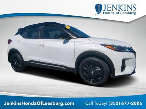 2023 Nissan Kicks SR